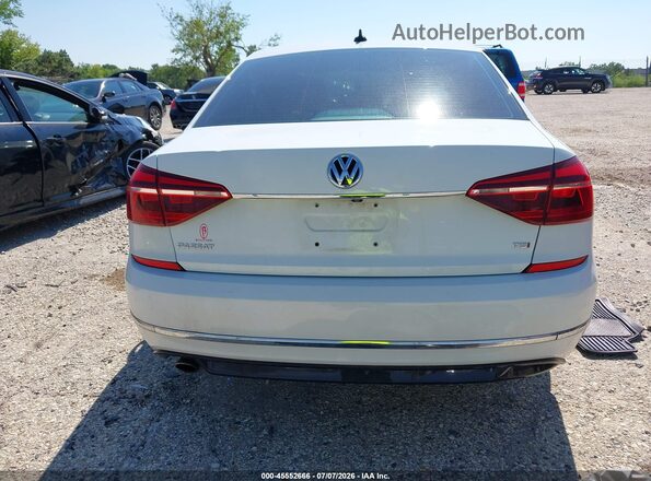 1VWDT7A30HC049054 2017 VOLKSWAGEN PASSAT White 