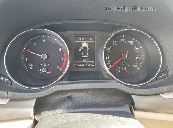 1VWDT7A30HC053556 2017 VOLKSWAGEN PASSAT White ხელსაწყოთა პანელის ხედი