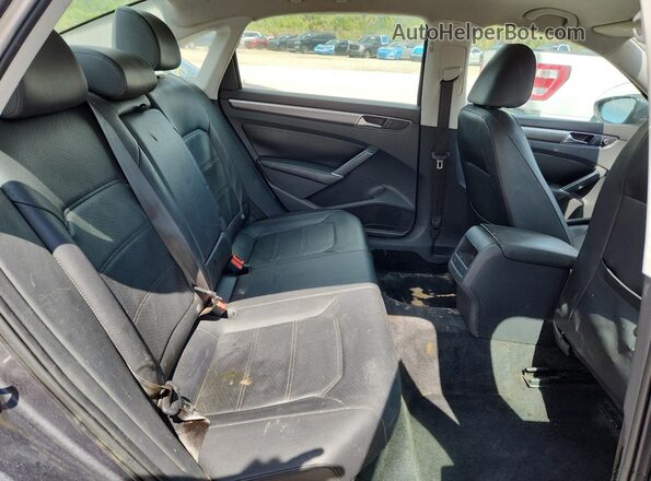 1VWDT7A30HC084743 2017 VOLKSWAGEN PASSAT Gray 