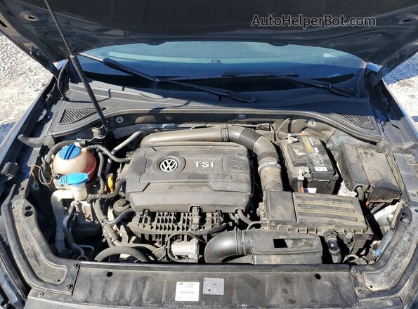 1VWDT7A32HC013169 2017 VOLKSWAGEN PASSAT Charcoal Widok wnętrza z tyłu