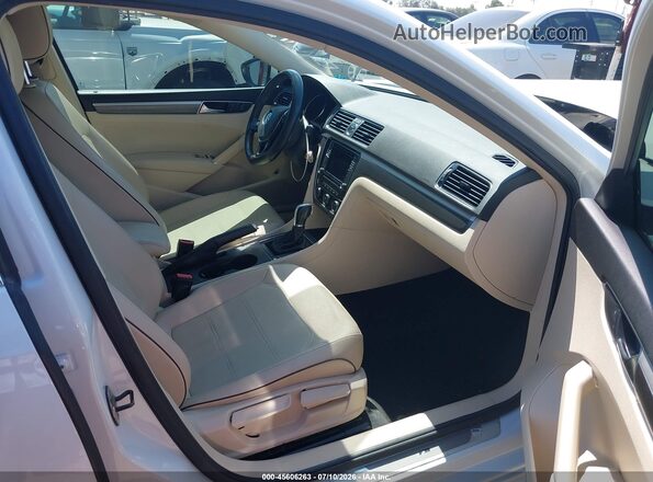 1VWDT7A34HC032970 2017 VOLKSWAGEN PASSAT White Սալոնի դիմացի տեսք