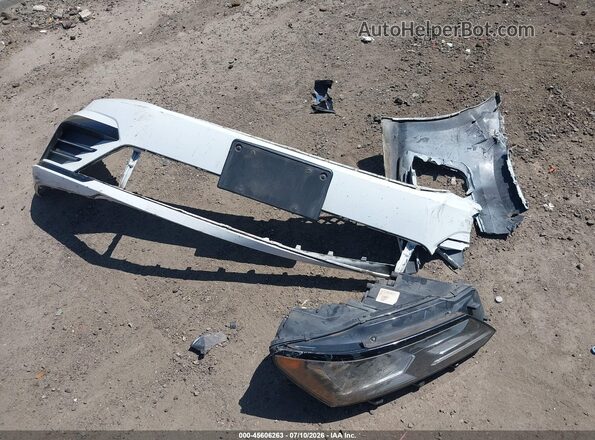 1VWDT7A34HC032970 2017 VOLKSWAGEN PASSAT White Սարքավորումների վահանակի տեսք