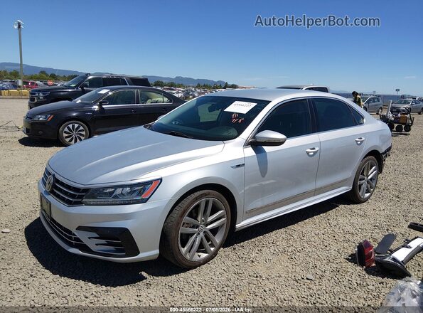 1VWDT7A34HC044469 2017 VOLKSWAGEN PASSAT Silver Front left