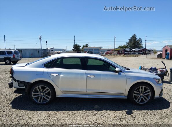 1VWDT7A34HC044469 2017 VOLKSWAGEN PASSAT Silver 360 interior view