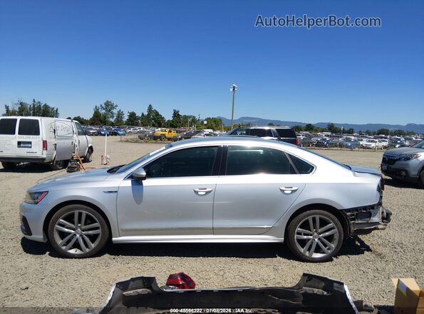 1VWDT7A34HC044469 2017 VOLKSWAGEN PASSAT Silver 