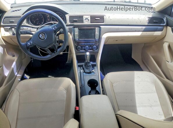 1VWDT7A36HC018925 2017 VOLKSWAGEN PASSAT White Dashboard view