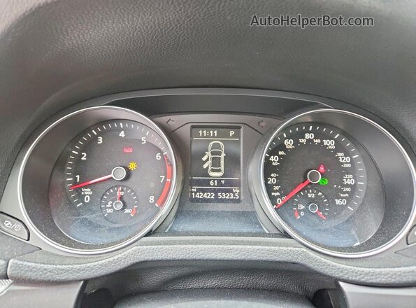 1VWDT7A36HC056901 2017 VOLKSWAGEN PASSAT Серый Вид щитка приборов