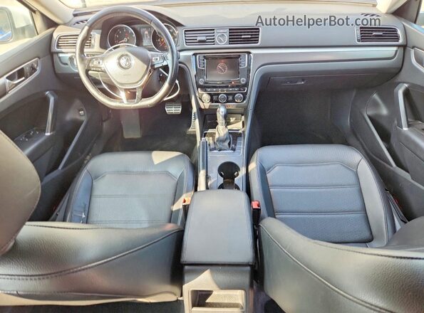 1VWDT7A36HC076856 2017 VOLKSWAGEN PASSAT White Dashboard view