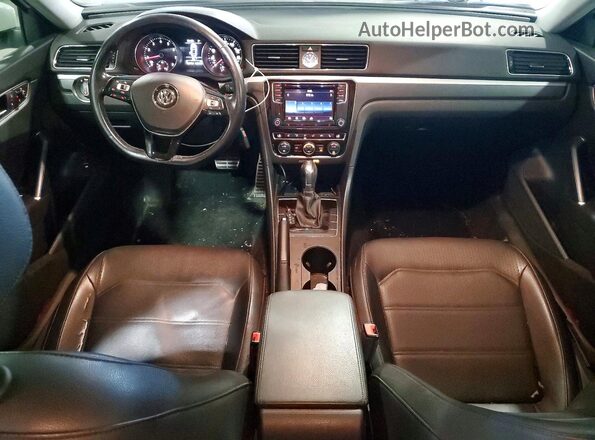 1VWDT7A36HC079191 2017 VOLKSWAGEN PASSAT White Dashboard view