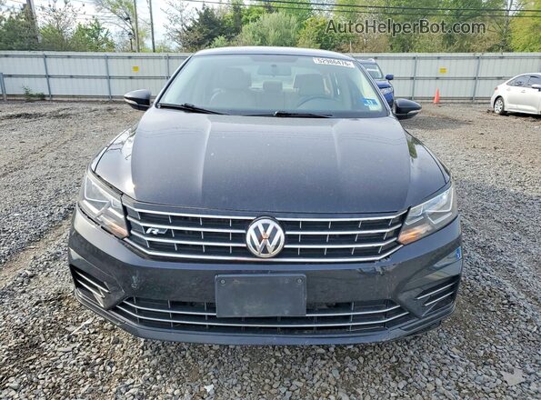 1VWDT7A39HC069223 2017 VOLKSWAGEN PASSAT Черный Вид спереди
