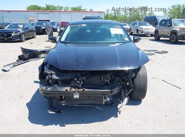 1VWDT7A39HC078407 2017 VOLKSWAGEN PASSAT Black Vista interior trasera