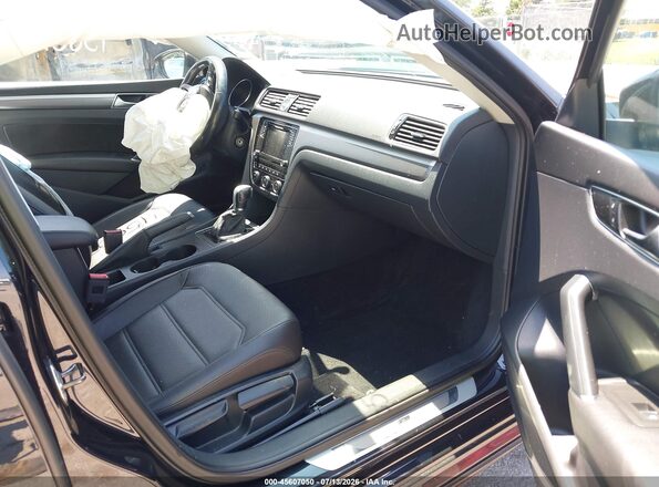 1VWDT7A39HC078407 2017 VOLKSWAGEN PASSAT Black Vista interior delantera