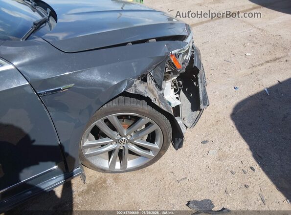 1VWDT7A3XHC027417 2017 VOLKSWAGEN PASSAT Серый Вид спереди