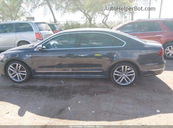 1VWDT7A3XHC027417 2017 VOLKSWAGEN PASSAT Серый Вид задней части салона