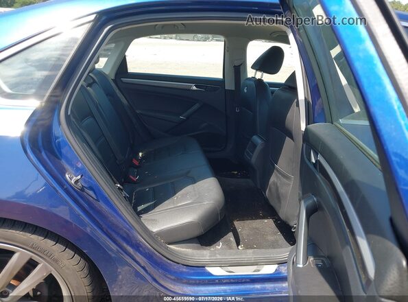 1VWDT7A3XHC056528 2017 VOLKSWAGEN PASSAT Blue Vista de la etiqueta del VIN