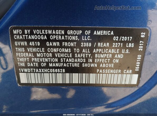 1VWDT7A3XHC056528 2017 VOLKSWAGEN PASSAT Blue Vista del compartimento del motor