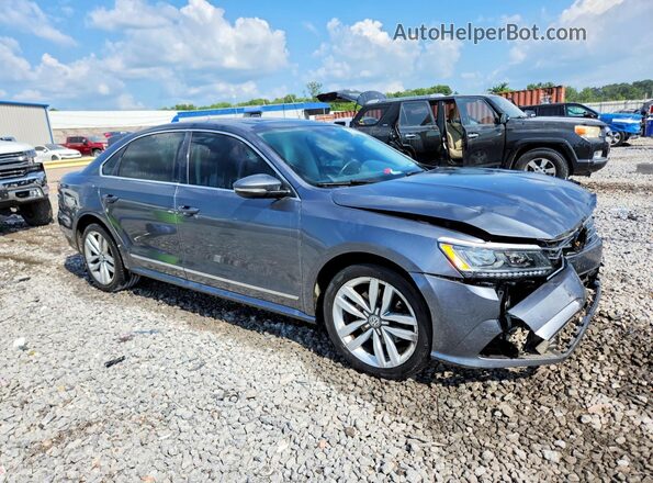 1VWGT7A30HC028038 2017 VOLKSWAGEN PASSAT Серый Передняя правая четверть