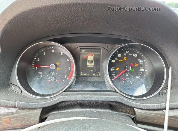 1VWGT7A34HC004910 2017 VOLKSWAGEN PASSAT Black Vista del cuadro de instrumentos