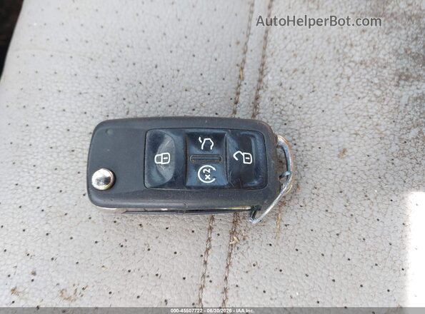 1VWGT7A34HC036367 2017 VOLKSWAGEN PASSAT Синий Вид панели приборов