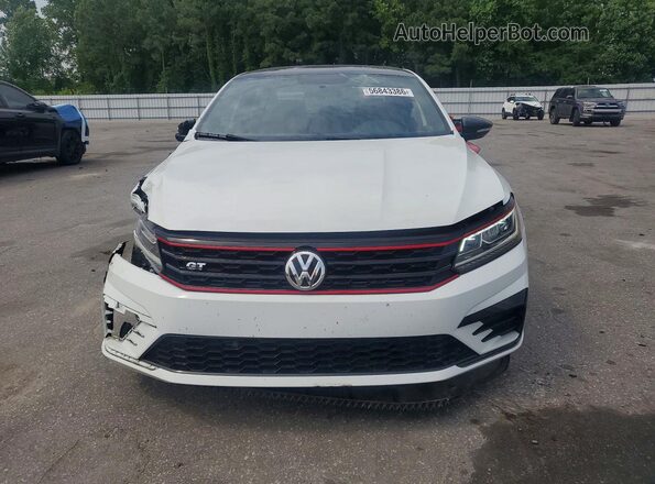1VWJM7A32JC048980 2018 VOLKSWAGEN PASSAT White Вид спереду