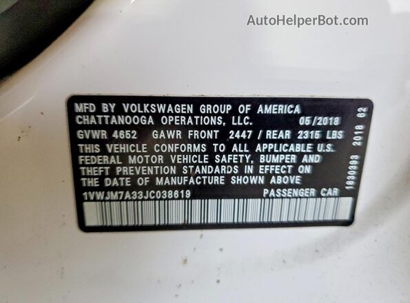 1VWJM7A33JC038619 2018 VOLKSWAGEN PASSAT White Engine compartment view