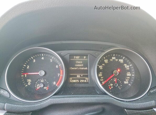 1VWJM7A34JC049483 2018 VOLKSWAGEN PASSAT Серебряный Вид щитка приборов