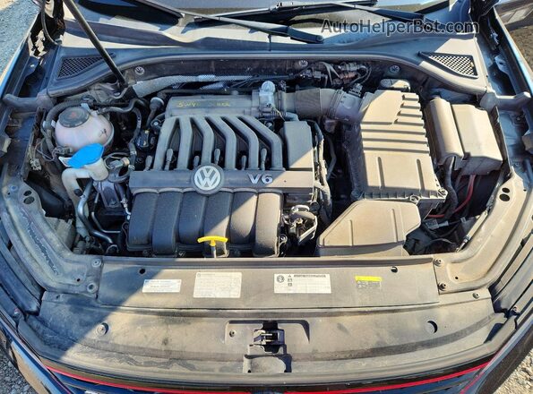 1VWJM7A35JC046396 2018 VOLKSWAGEN PASSAT Black Սալոնի հետևի տեսք