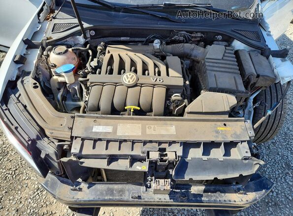 1VWJM7A36JC035522 2018 VOLKSWAGEN PASSAT White უკანა სალონის ხედი