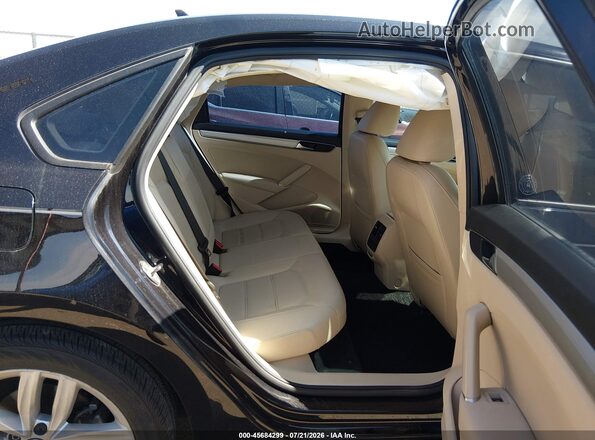 1VWLA7A32KC003492 2019 VOLKSWAGEN PASSAT Black VIN sticker view