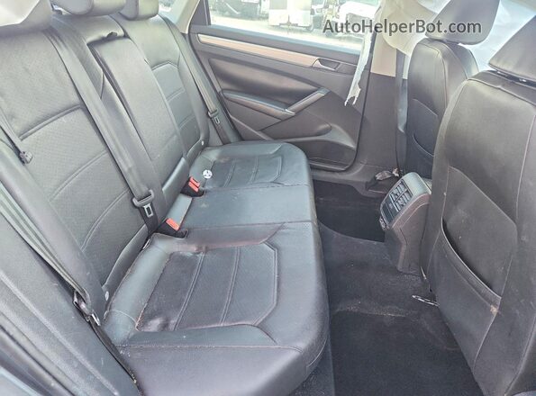 1VWLA7A32KC004769 2019 VOLKSWAGEN PASSAT Gray Vista de los asientos traseros
