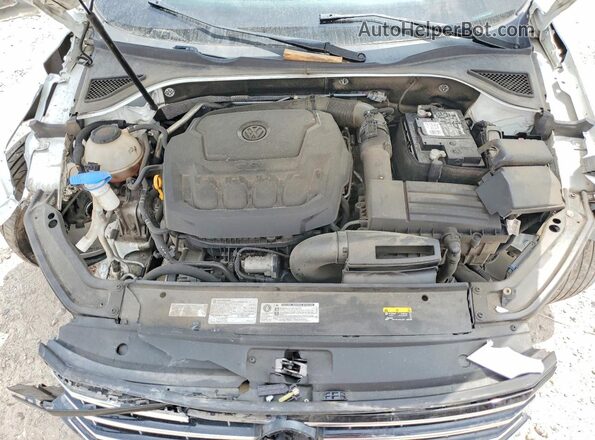 1VWLA7A35KC014485 2019 VOLKSWAGEN PASSAT White Вид задньої частини салону