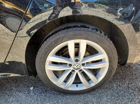1VWLA7A3XKC000856 2019 VOLKSWAGEN PASSAT Black 