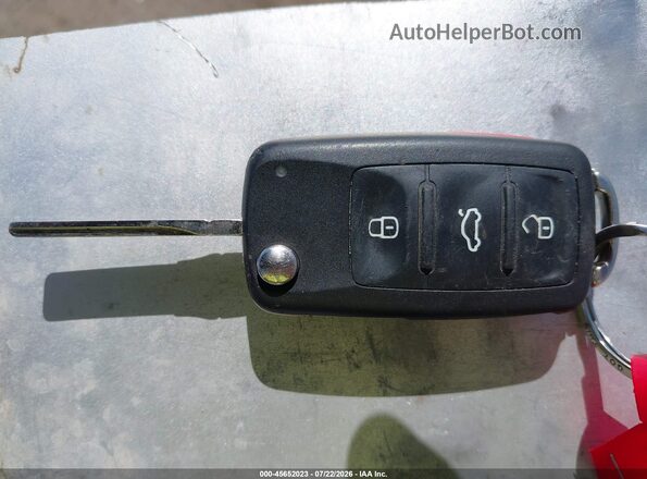 1VWLA7A3XKC013347 2019 VOLKSWAGEN PASSAT Blue Dashboard view