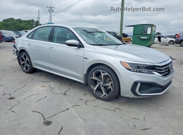 1VWMA7A38LC024465 2020 VOLKSWAGEN PASSAT Серебряный Передняя правая четверть