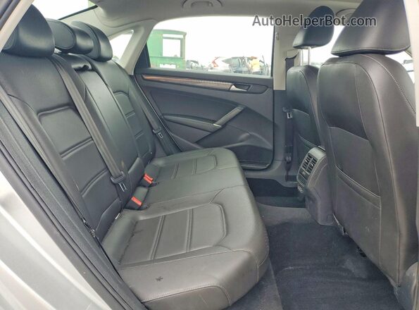 1VWMA7A38LC024465 2020 VOLKSWAGEN PASSAT Серебряный Вид задних сидений