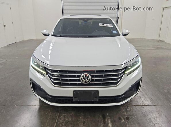 1VWMA7A38MC012009 2021 VOLKSWAGEN PASSAT White Vista frontal