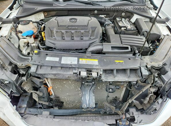1VWMA7A38NC002517 2022 VOLKSWAGEN PASSAT White Widok wnętrza z tyłu