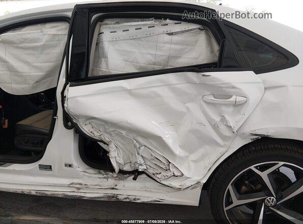 1VWMA7A39LC015337 2020 VOLKSWAGEN PASSAT White წინა ხედი