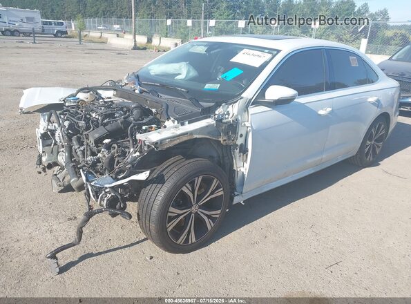 1VWSA7A33MC009834 2021 VOLKSWAGEN PASSAT White Front left