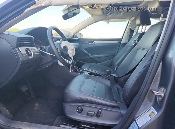 1VWSA7A35MC000455 2021 VOLKSWAGEN PASSAT Gray Front interior view