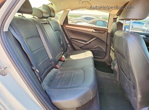 1VWSA7A39LC019931 2020 VOLKSWAGEN PASSAT White Vista de los asientos traseros