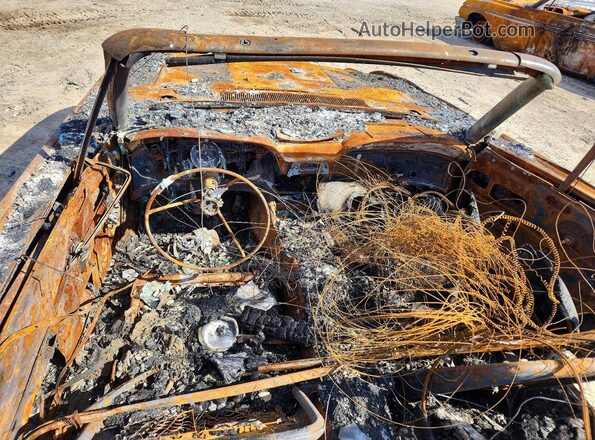1Y73Z145531 1961 FORD THUNDERBIRD Burn Вид панелі приладів
