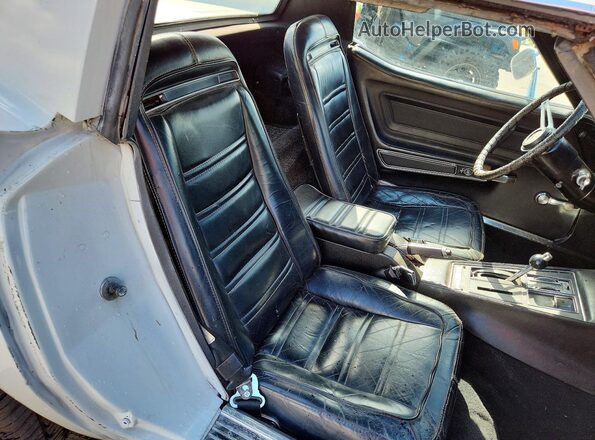 1Z37J3S400799 1973 CHEVROLET CORVETTE White Rear seats view