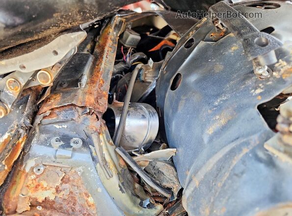 1Z37K2S509197 1972 CHEVROLET CORVETTE Two Tone Vista del cuadro de instrumentos