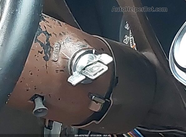 1Z37L7S427973     1977 CHEVROLET CORVETTE Белый Вид панели приборов
