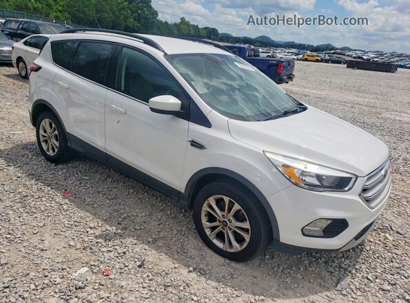 1FMCU9GD1JUC20378 2018 FORD ESCAPE Белый Вид спереди