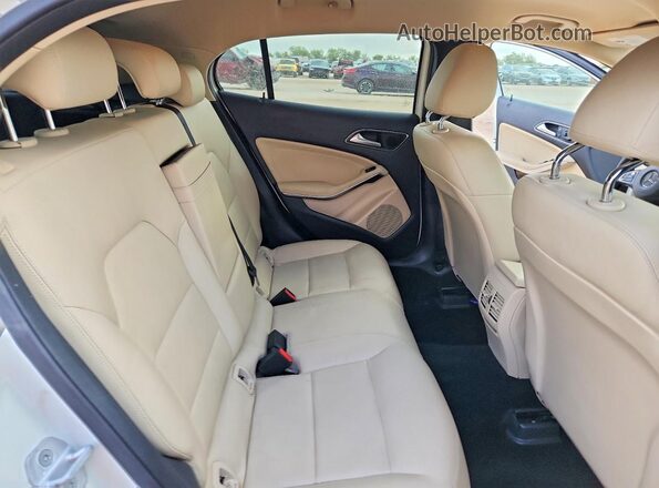 WDCTG4EB9HJ336062 2017 MERCEDES-BENZ GLA-CLASS White Rear interior view