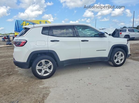 3C4NJDAN8PT507634 2023 JEEP COMPASS White Front right