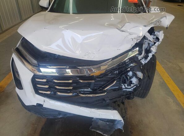 3GNAXHEG5SL265482 2025 CHEVROLET EQUINOX White Engine compartment view