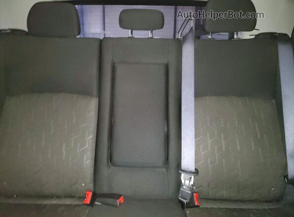 JA4ARUAU7PU004448 2023 MITSUBISHI OUTLANDER Red Widok wnętrza z tyłu